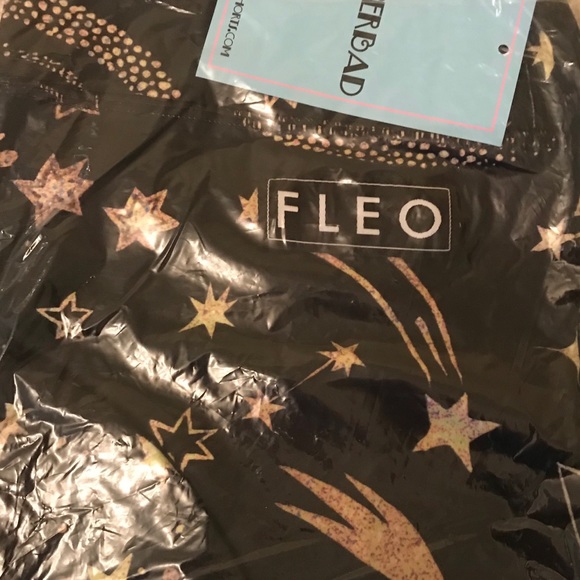 Fleo Pants - Fleo Gold Bang Bang shorts NWT Small Rare!